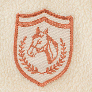 Жилет плюшевый Gingersnaps "Juno Horse Badge", ваниль с карамелью